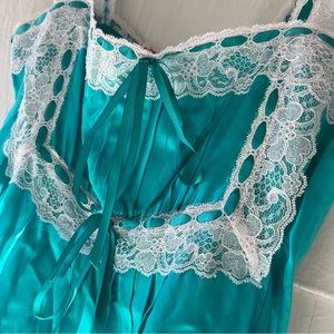 Vintage Rare y2k BETSEY JOHNSON Teal Slip with White Lace (Size 4) with tag 🖤✨